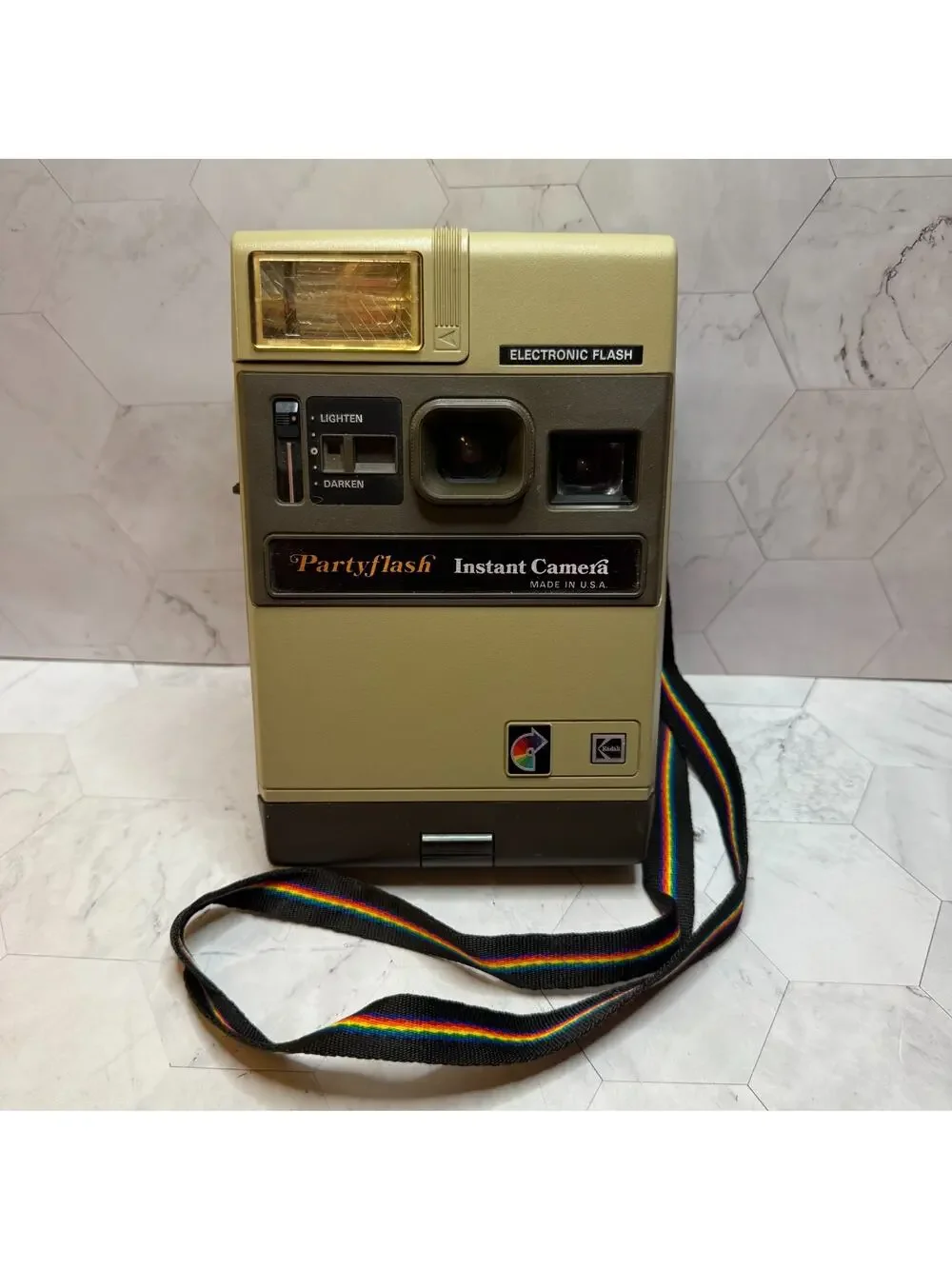 Vintage 1970s Kodak Partyflash Instant Camera Flash Made in USA Untested EUC